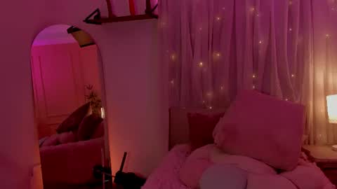 Emma online show from 06/26/26, 01:26