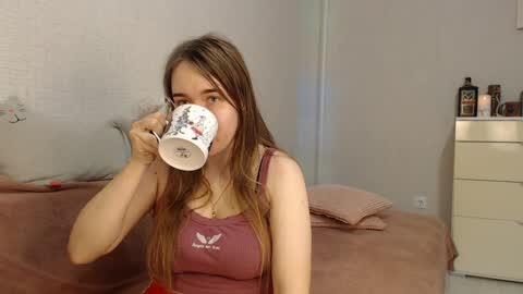 Lovely Hayley online show from 12/19/24, 09:06