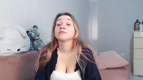 Snapshot of lovely_hayley chatting on 02/18/26, 09:33 Lovely Hayley online show from 02/18/26, 09:33