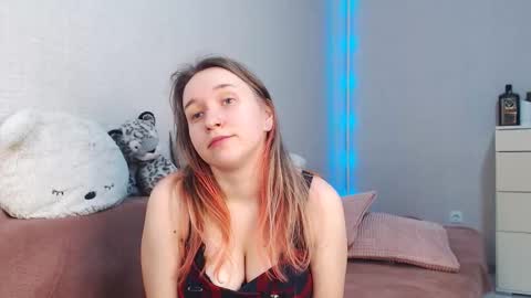 Snapshot of lovely_hayley chatting on 03/04/26, 10:05 Lovely Hayley online show from 03/04/26, 10:05