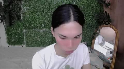 Snapshot of lovely_kimmyxx chatting on 07/05/26, 12:28 kimmy online show from 07/05/26, 12:28