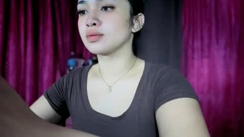 Snapshot of lovely_kurtny04 chatting on 05/06/26, 02:29 LOVE online show from 05/06/26, 02:29