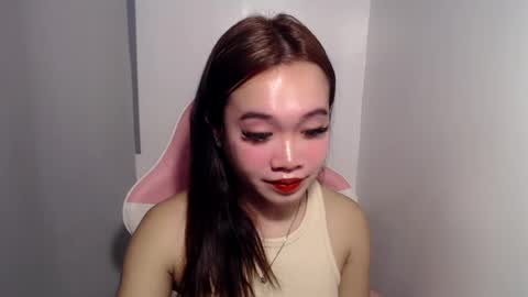 lovely_lianne online show from 07/14/26, 02:16