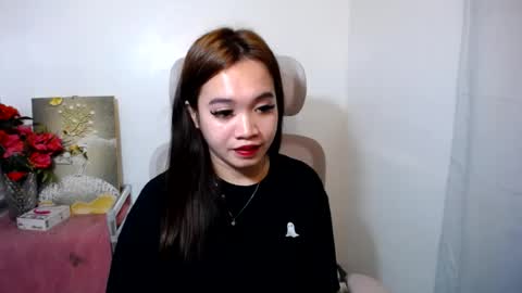 lovely_lianne online show from 07/15/26, 03:34