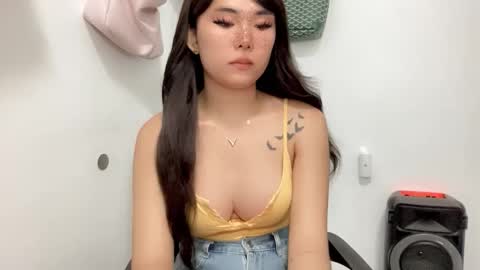 Snapshot of lovely_maria_x chatting on 03/30/26, 04:02 Maria online show from 03/30/26, 04:02