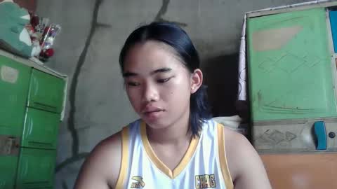 Snapshot of lovely_marie572336 chatting on 04/04/26, 11:35 lovely_marie572336 online show from 04/04/26, 11:35