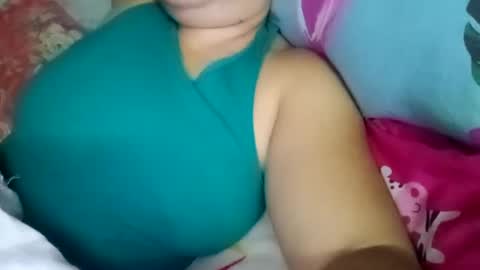 Snapshot of lovely_orchid chatting on 01/06/25, 10:24 lovely_orchid online show from 01/06/25, 10:24