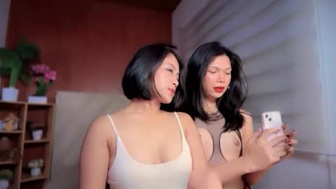 Snapshot of lovely_pearlx chatting on 06/06/26, 05:50 online show from 06/06/26, 05:50