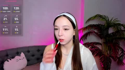 Snapshot of lovely_poppy chatting on 12/14/24, 03:29 Lolly online show from 12/14/24, 03:29