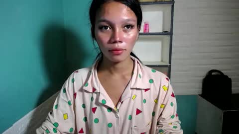 Snapshot of lovely_thea_xoxo chatting on 01/18/26, 01:48 Thea online show from 01/18/26, 01:48