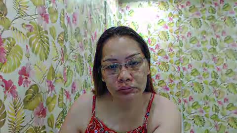 lovelyasiancutie online show from 10/18/25, 08:53