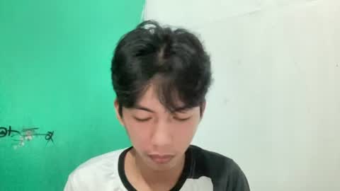 Snapshot of lovelyboy_jm chatting on 07/04/26, 06:08 lovelyboy_jm online show from 07/04/26, 06:08
