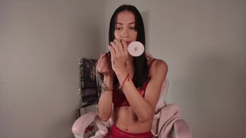 lovelycaroll online show from 01/04/25, 08:06