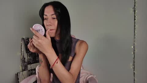lovelycaroll online show from 01/18/25, 08:10