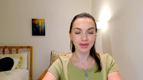 Snapshot of lovelyeemia chatting on 12/24/24, 03:05 Mia online show from 12/24/24, 03:05