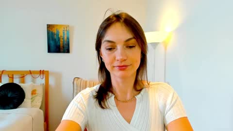 Snapshot of lovelyeemia chatting on 12/25/24, 09:24 Mia online show from 12/25/24, 09:24