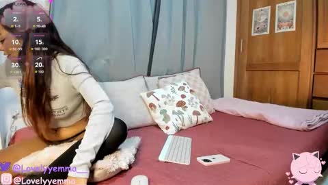   online show from 10/09/25, 02:53