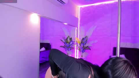 Lovely online show from 09/09/25, 05:34