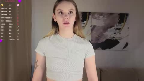 lovelygracee online show from 10/24/25, 02:02
