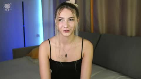 lovelygracee online show from 06/04/26, 03:07