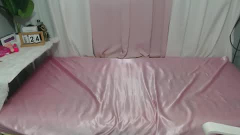 Snapshot of lovelyjasminx14 chatting on 11/26/25, 05:08 jasmin online show from 11/26/25, 05:08