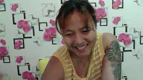 Snapshot of lovelyladylynxxx chatting on 01/16/26, 02:37 LocwlyLSYlYNXXX online show from 01/16/26, 02:37