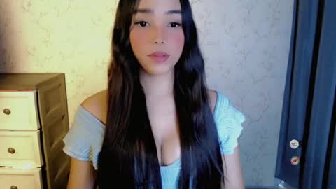 Snapshot of lovelylaiza chatting on 07/12/26, 11:01 Cutie Laiza online show from 07/12/26, 11:01