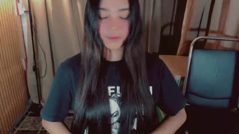 Snapshot of lovelylaiza chatting on 07/29/26, 10:02 Cutie Laiza online show from 07/29/26, 10:02