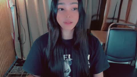 Snapshot of lovelylaiza chatting on 07/30/26, 09:52 Cutie Laiza online show from 07/30/26, 09:52