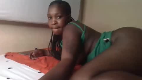 Snapshot of lovelymercy3 chatting on 11/08/25, 07:34 lovelymercy3 online show from 11/08/25, 07:34