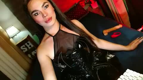 Snapshot of lovelymiss_shyna11 chatting on 11/11/25, 09:42 lovelymiss_shyna11 online show from 11/11/25, 09:42