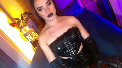 lovelymiss_shyna11 online show from 03/25/26, 09:04