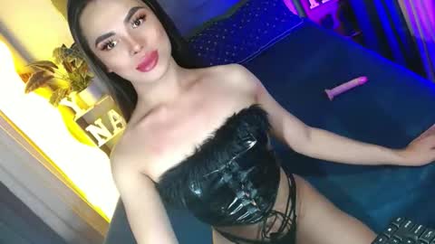 lovelymiss_shyna11 online show from 04/03/26, 11:41