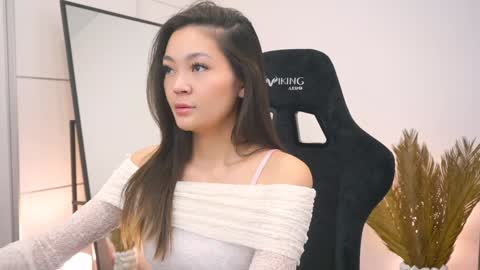 kim online show from 01/24/25, 08:23