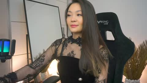 kim online show from 01/25/25, 12:05