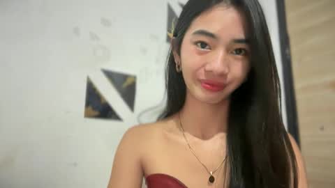 lovelyours_kishia online show from 05/01/26, 04:22