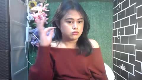 lovely online show from 10/23/25, 09:46