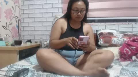 Snapshot of lovelyquey chatting on 02/03/25, 08:57 Angelquey online show from 02/03/25, 08:57