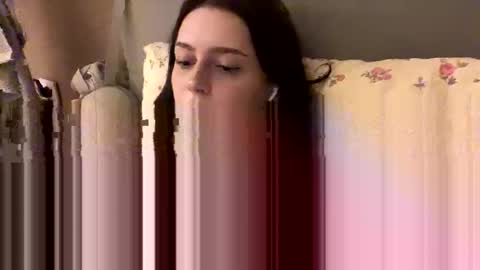 Snapshot of lovelyrachel__ chatting on 12/15/25, 05:28 LovelyRachel online show from 12/15/25, 05:28