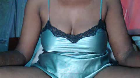 Snapshot of lovelythighs54 chatting on 09/11/25, 06:35 miss fancy louis online show from 09/11/25, 06:35