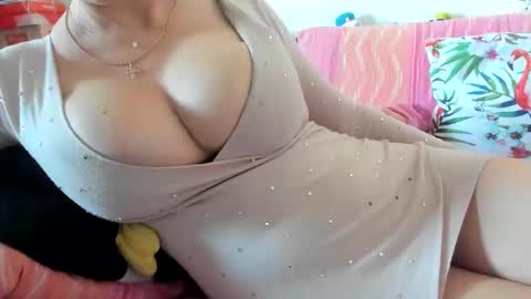 Snapshot of lovelywoman23 chatting on 02/20/25, 01:51 lovelywoman23 online show from 02/20/25, 01:51