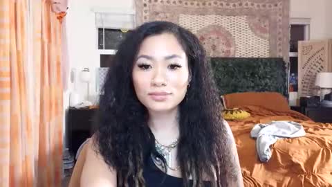 Snapshot of lovelyxmacii chatting on 02/05/26, 02:05 lovelyxmacii online show from 02/05/26, 02:05