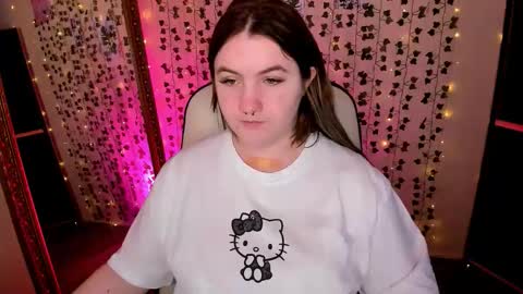 Snapshot of lovelyy_julia chatting on 03/07/26, 09:50 Julia online show from 03/07/26, 09:50