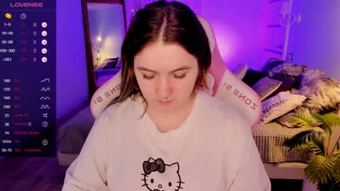 Snapshot of lovelyy_julia chatting on 05/05/26, 07:49 Julia online show from 05/05/26, 07:49