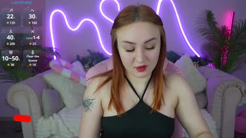 Snapshot of lovelyybell chatting on 01/09/25, 07:10 B E L L online show from 01/09/25, 07:10