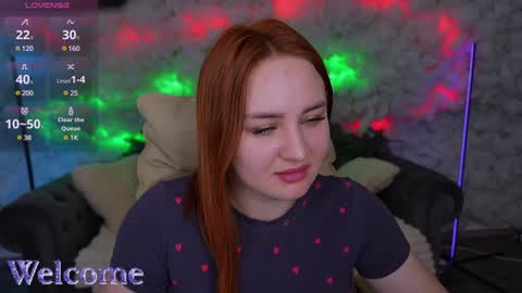 Snapshot of lovelyybell chatting on 02/04/25, 12:55 B E L L online show from 02/04/25, 12:55