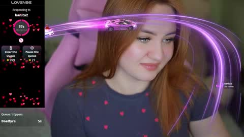 Snapshot of lovelyybell chatting on 10/18/25, 05:21 B E L L online show from 10/18/25, 05:21