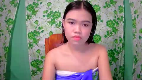lovemae352295 online show from 01/17/25, 05:53