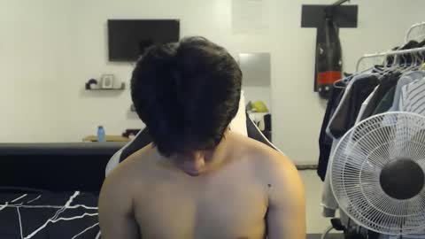 loverboyph04 online show from 11/12/25, 05:41