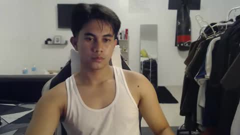 loverboyph04 online show from 11/25/25, 09:31